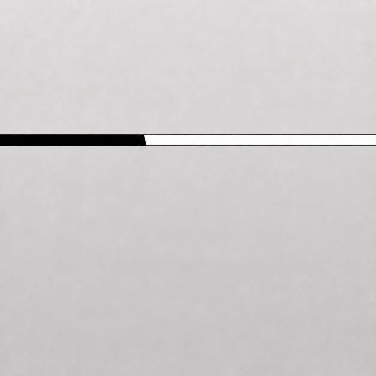LUMA Linear S